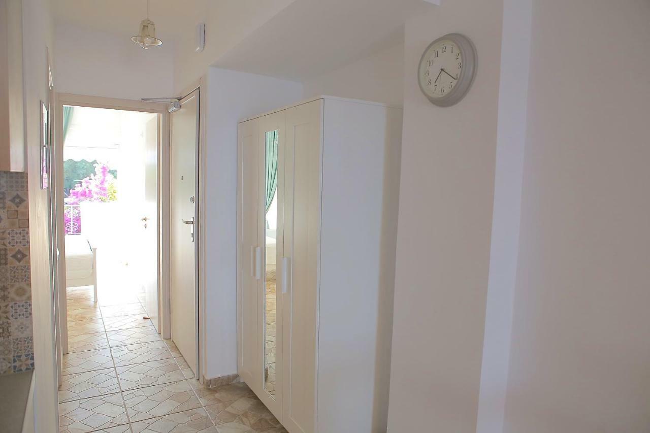 Mediterranean Sandy Beach Apartment トロン エクステリア 写真