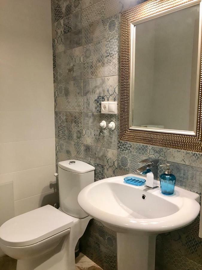 Mediterranean Sandy Beach Apartment トロン エクステリア 写真